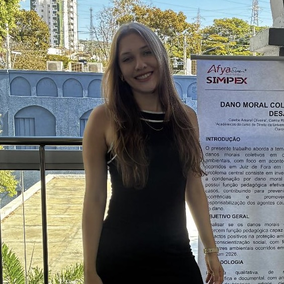 Camila Veloso